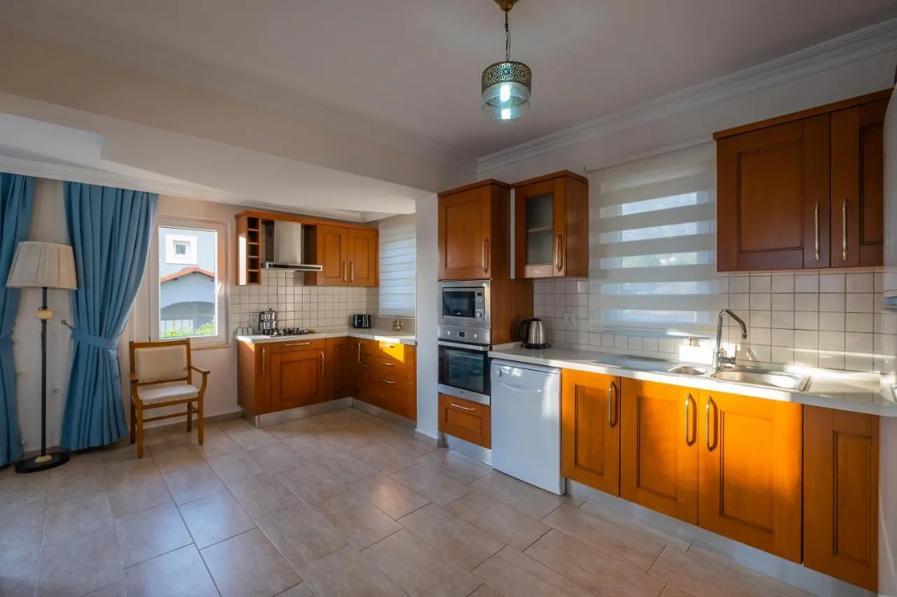 Infinity Civan Villa Fethiye 0*,